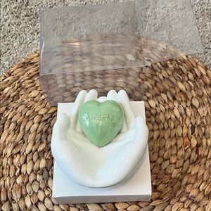 Ceramic Hands with Green Heart Soap Accents Soap Dish Home Decor White